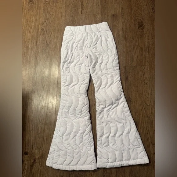 Oopscool - Quilted Flair Leg Pant In pink Size S NWT